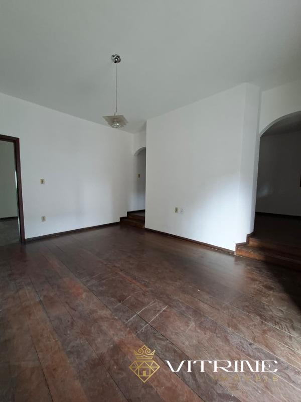 Casa à venda no Levindo Paula Pereira: 