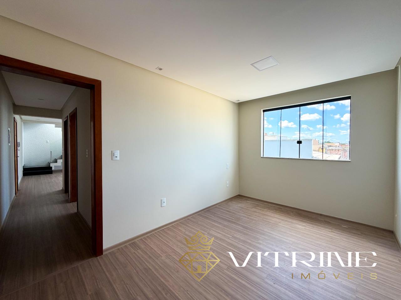 Cobertura à venda no Manoel Valinhas : 