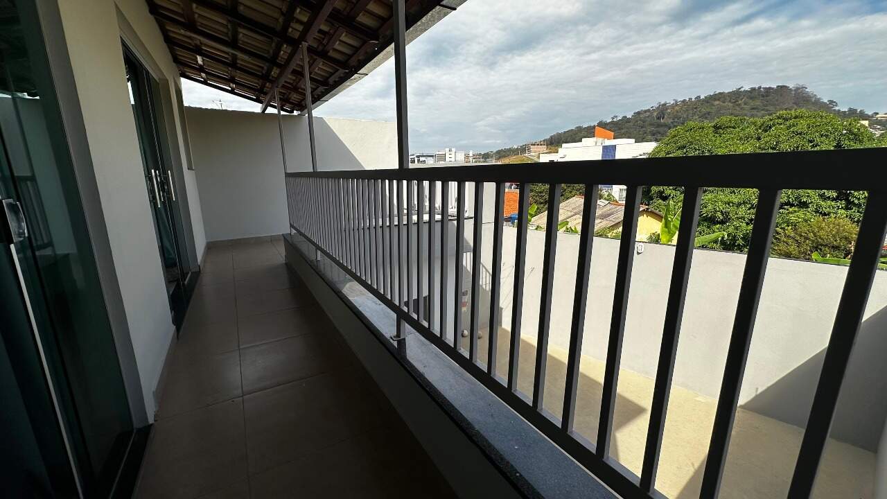 CASA à venda no Nogueira Machado: 