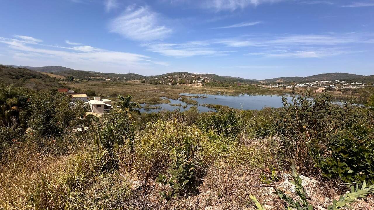 LOTE à venda no Condomínio Solar dos Lagos: 