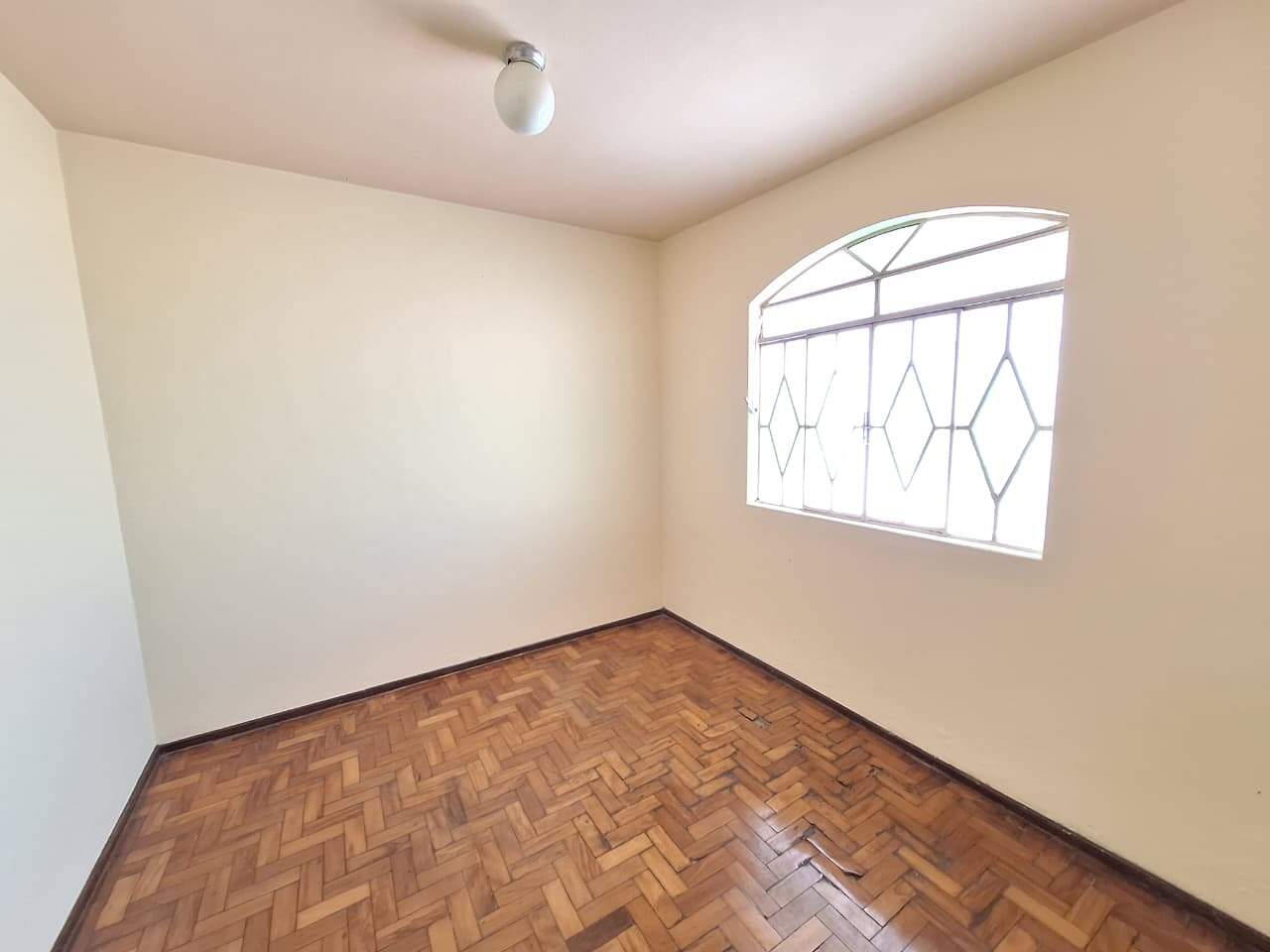 CASA para aluguel no GRAÇAS: 