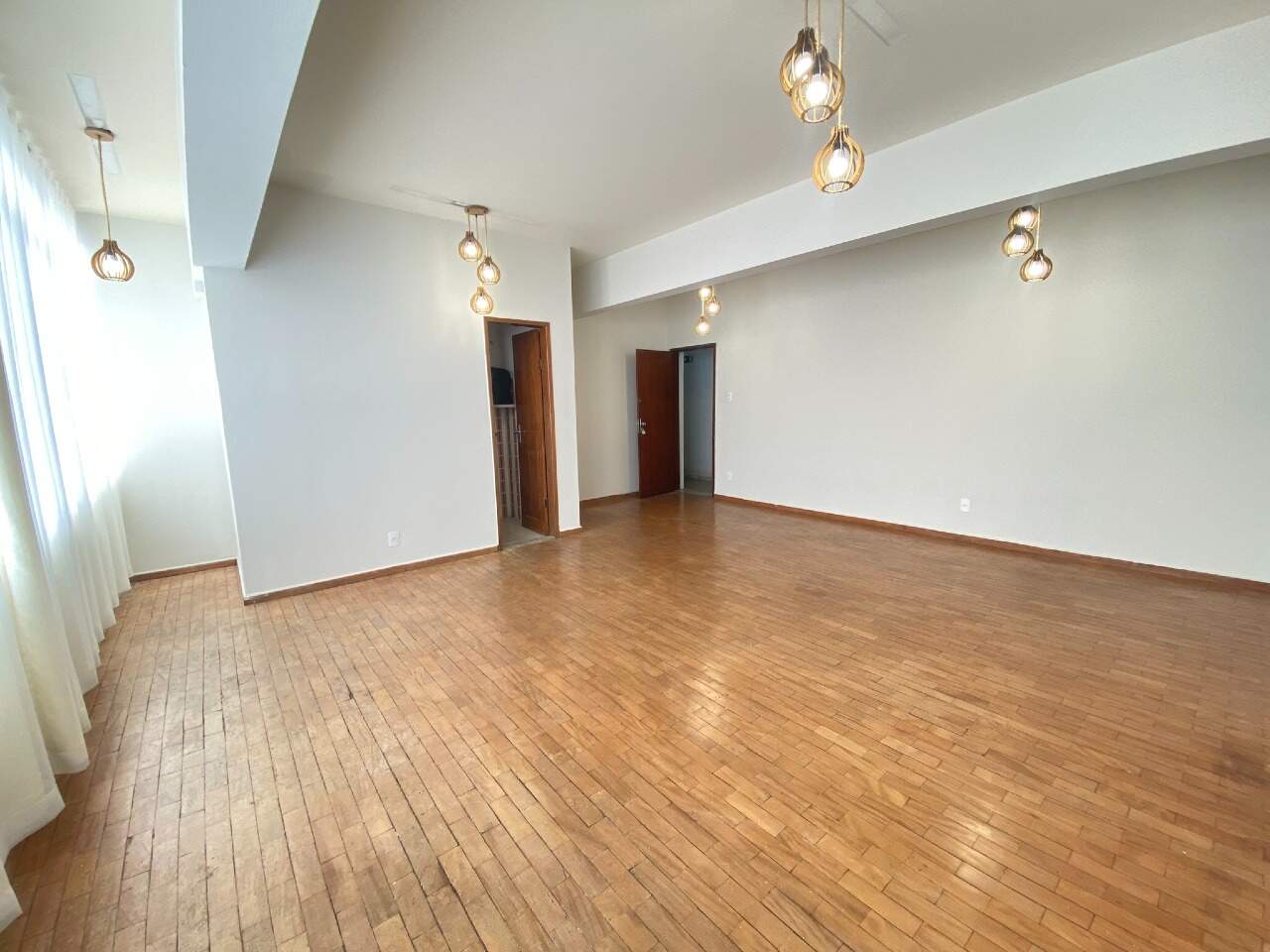 SALA COMERCIAL para aluguel no CENTRO: 