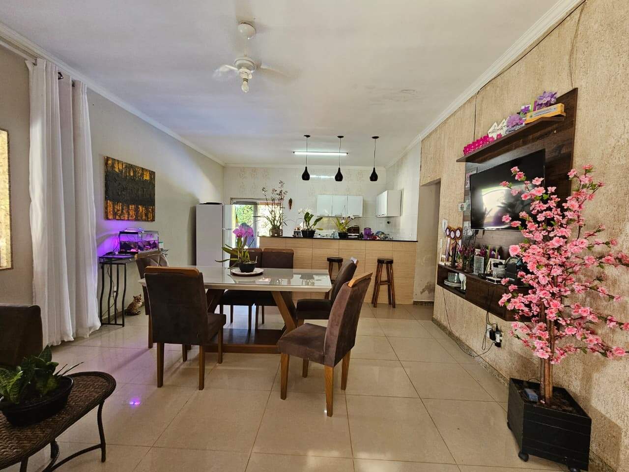 CASA à venda no COND. ALPHAVILLE: 