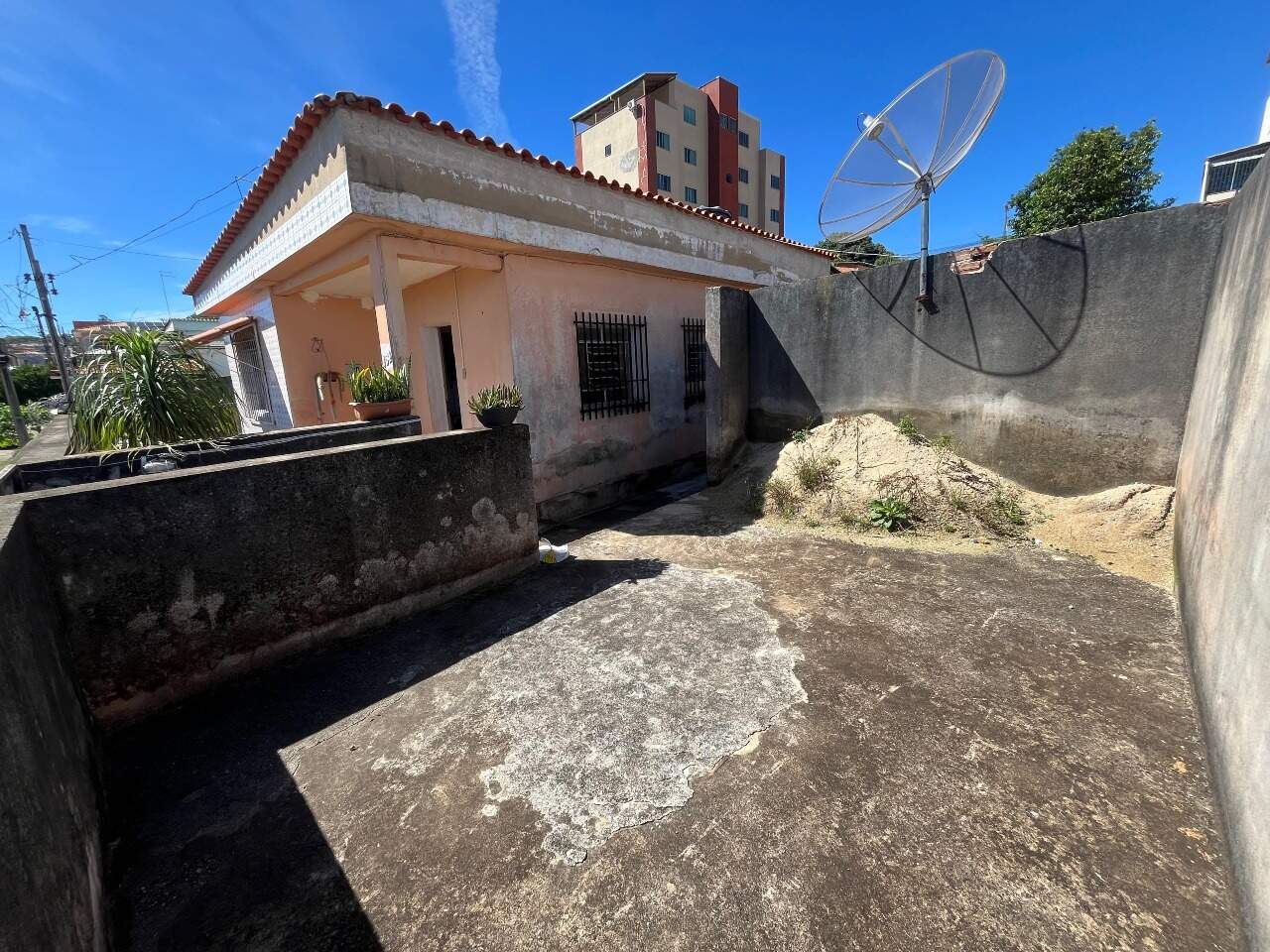 CASA à venda no Parque Jardim Santanense: 