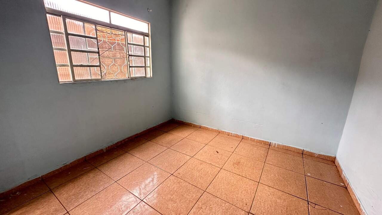 CASA à venda no Nogueira Machado: 