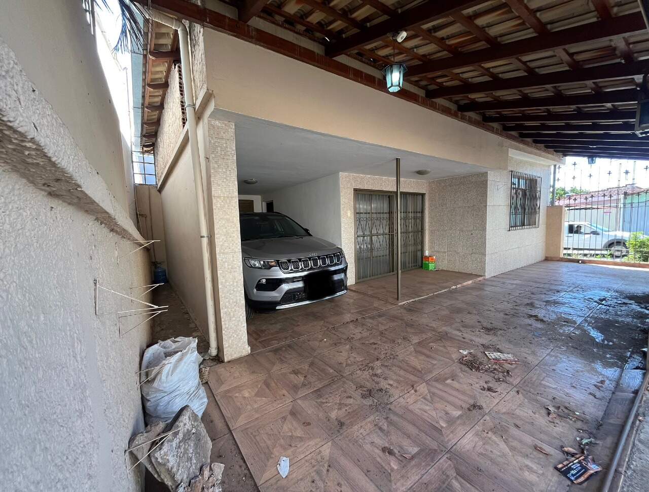 CASA à venda no LOURDES: 