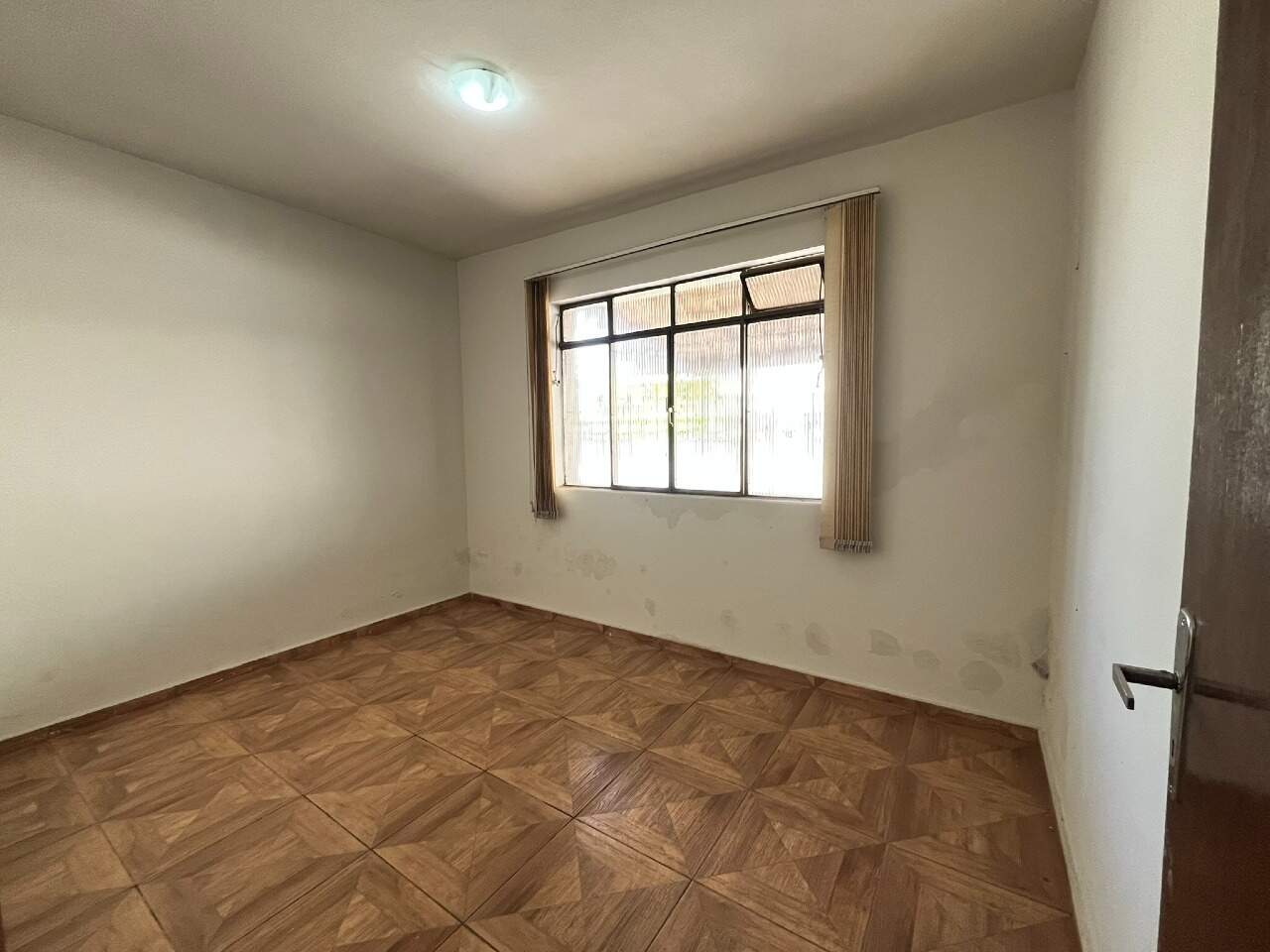 CASA à venda no LOURDES: 
