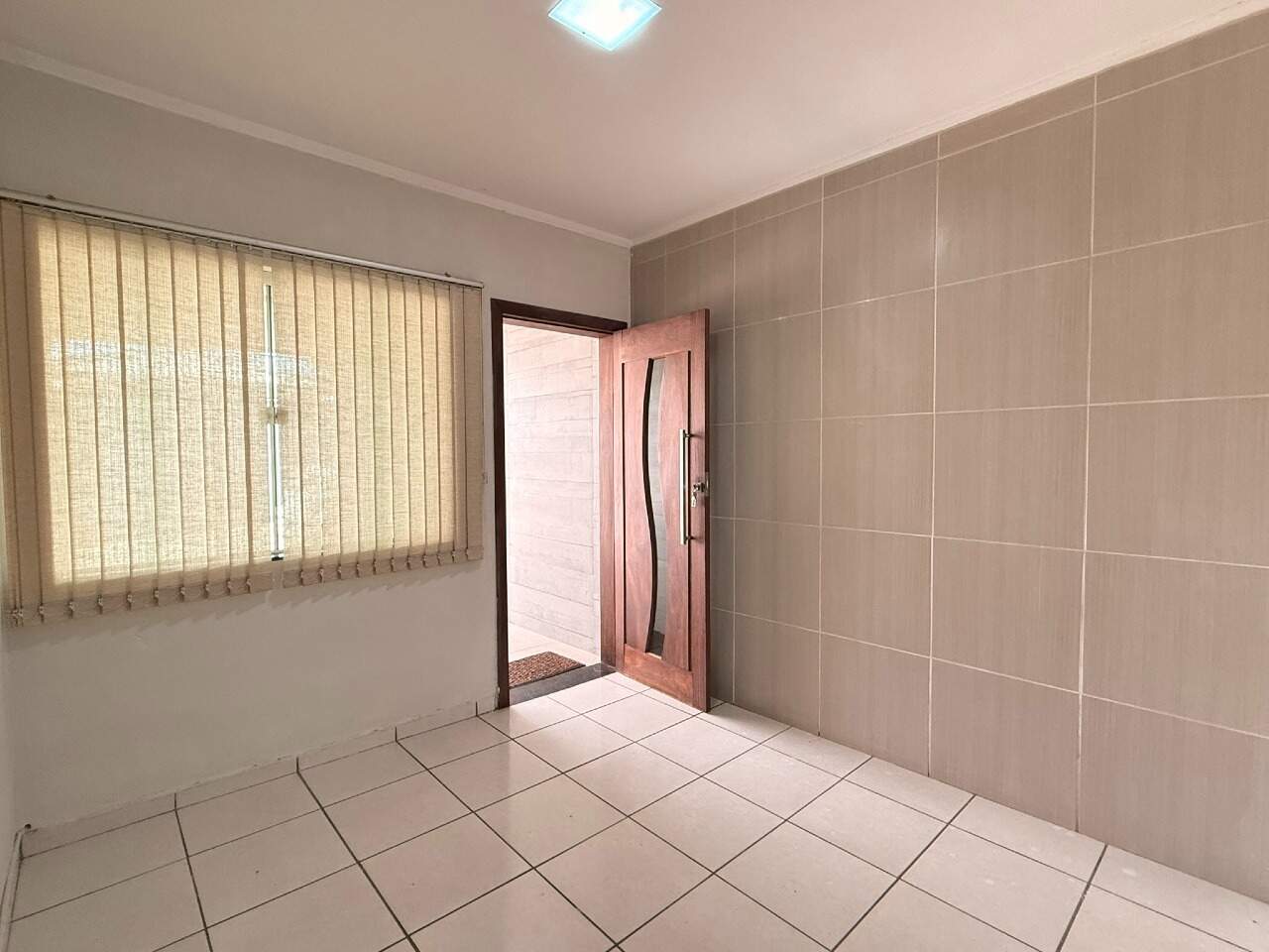 CASA à venda no Conjunto Habitacional Jadir Marinho: 