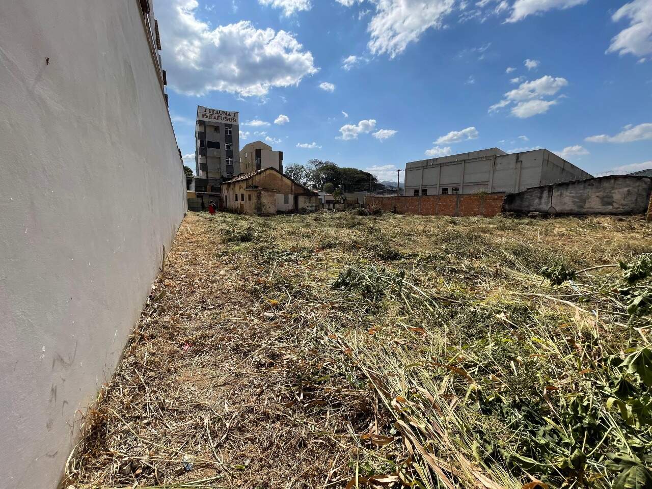 LOTE para aluguel no CENTRO: 