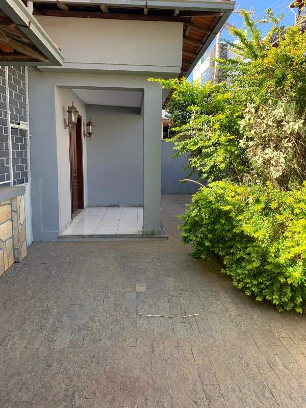 CASA à venda no CENTRO: 
