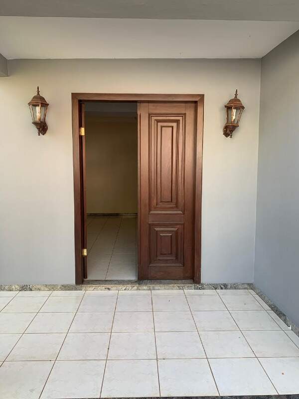 CASA à venda no CENTRO: 