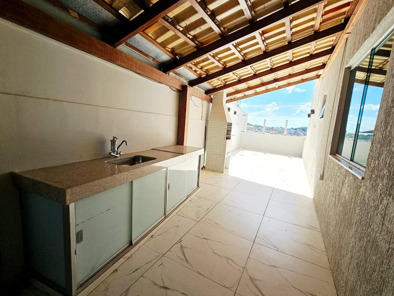 APARTAMENTO COM AREA à venda no CENTRO: 