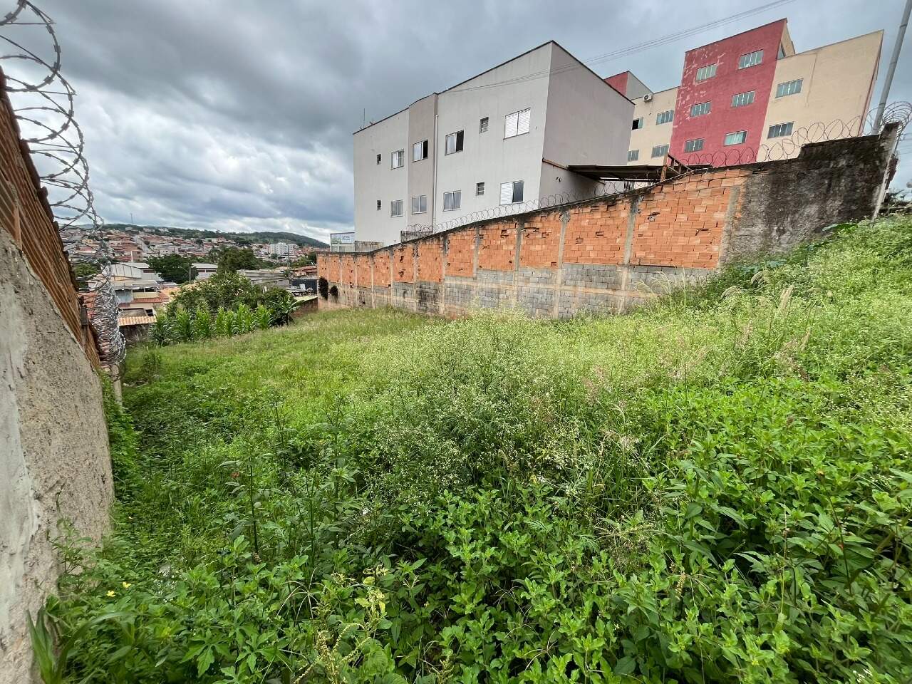 LOTE à venda no Parque Jardim Santanense: 