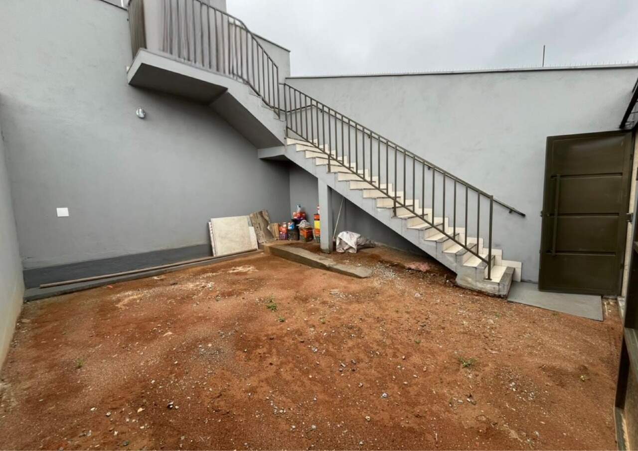 CASA à venda no PIEDADE: 