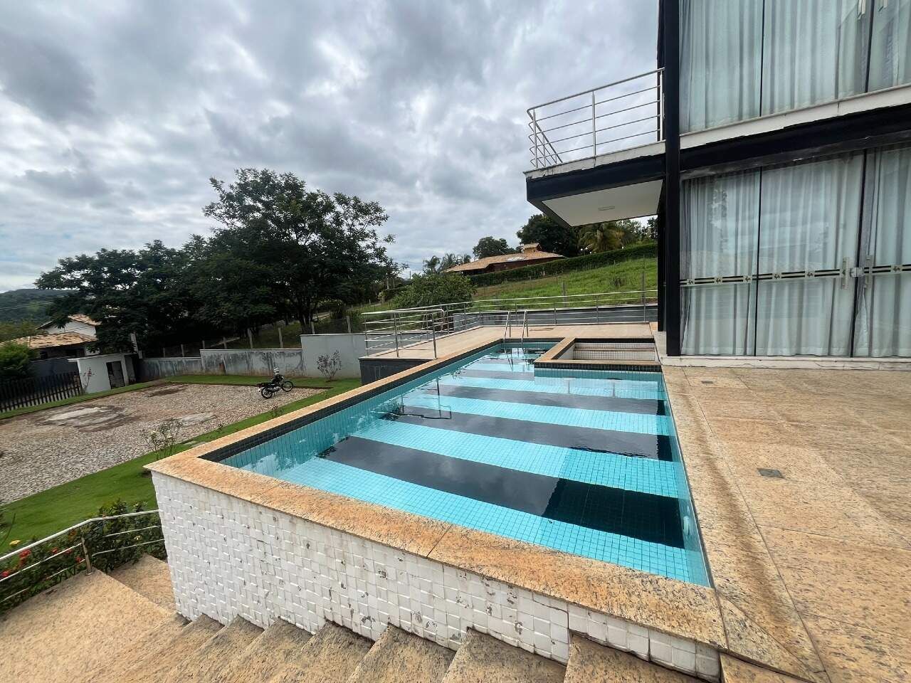 Casa em Condomínio à venda no COND. GRANJA GLORIA: 
