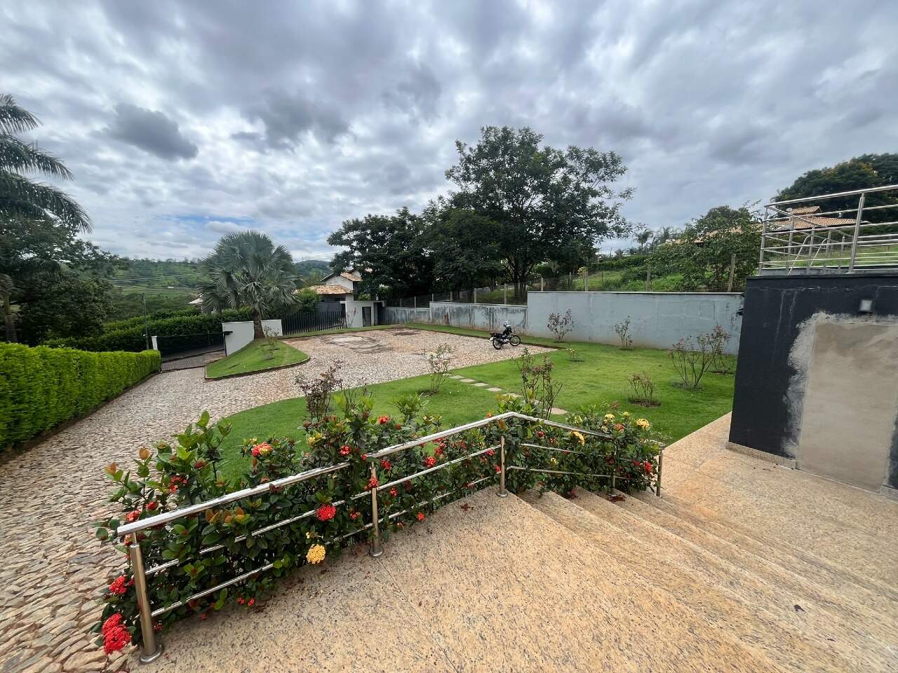 Casa em Condomínio à venda no COND. GRANJA GLORIA: 