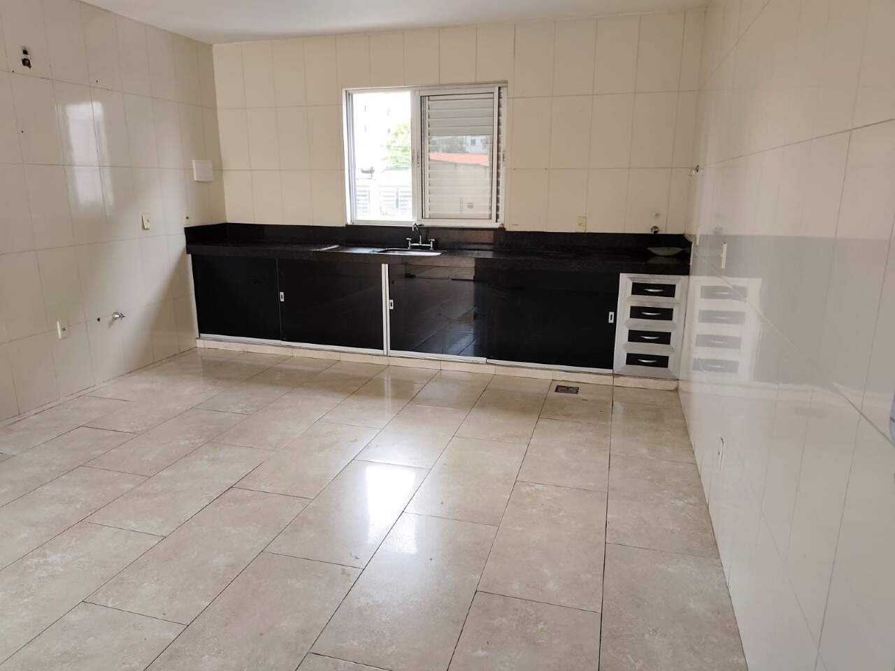 CASA para aluguel no CENTRO: 