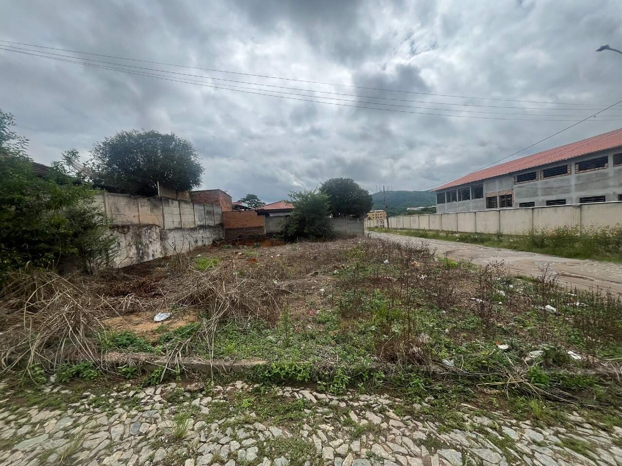 LOTE à venda no Conjunto Habitacional Jadir Marinho: 
