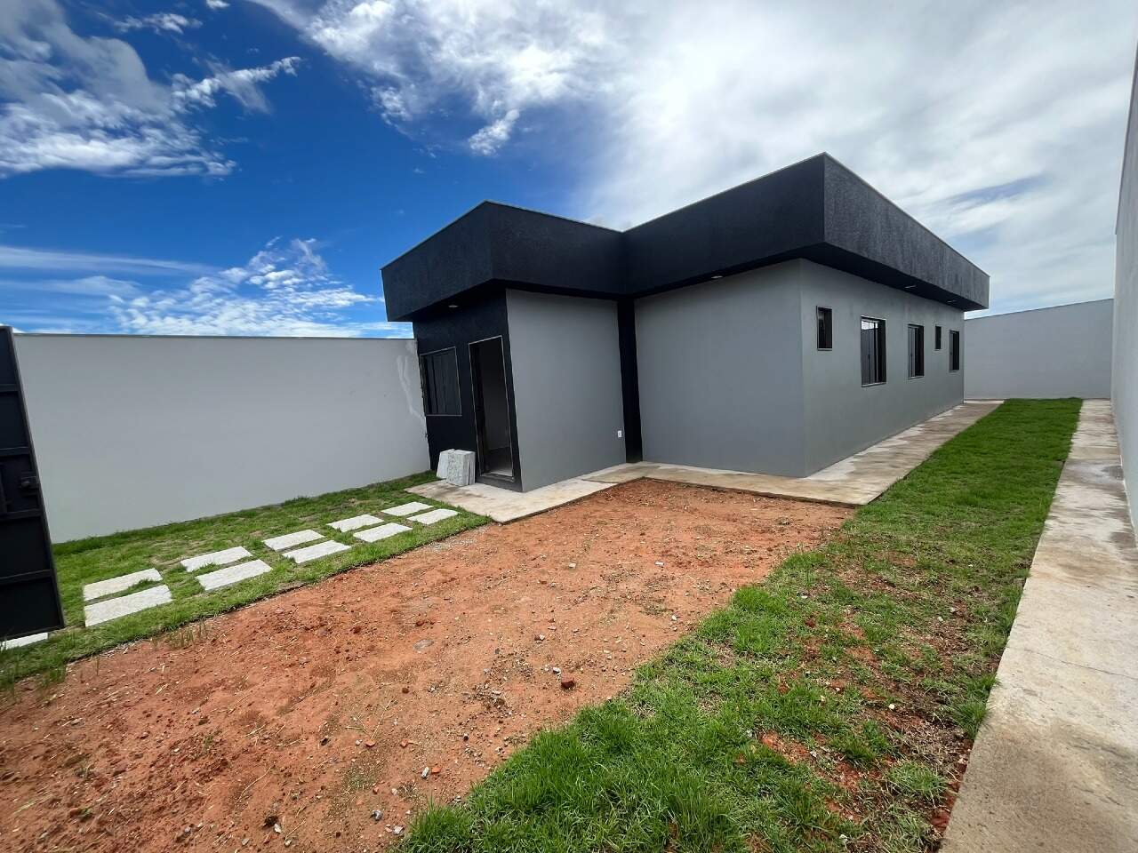 CASA à venda no GODOFREDO GONÇALVES: 