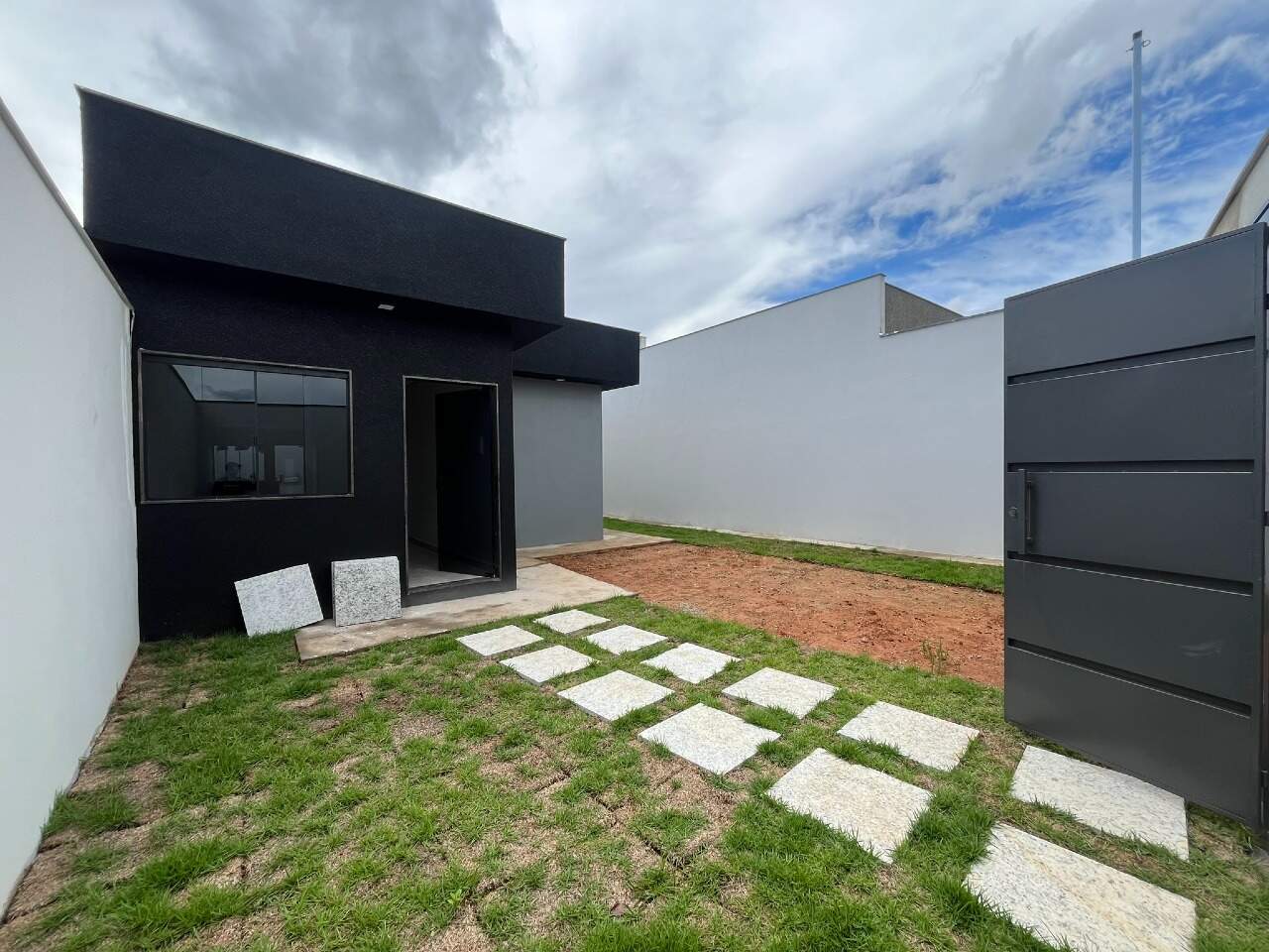 CASA à venda no GODOFREDO GONÇALVES: 