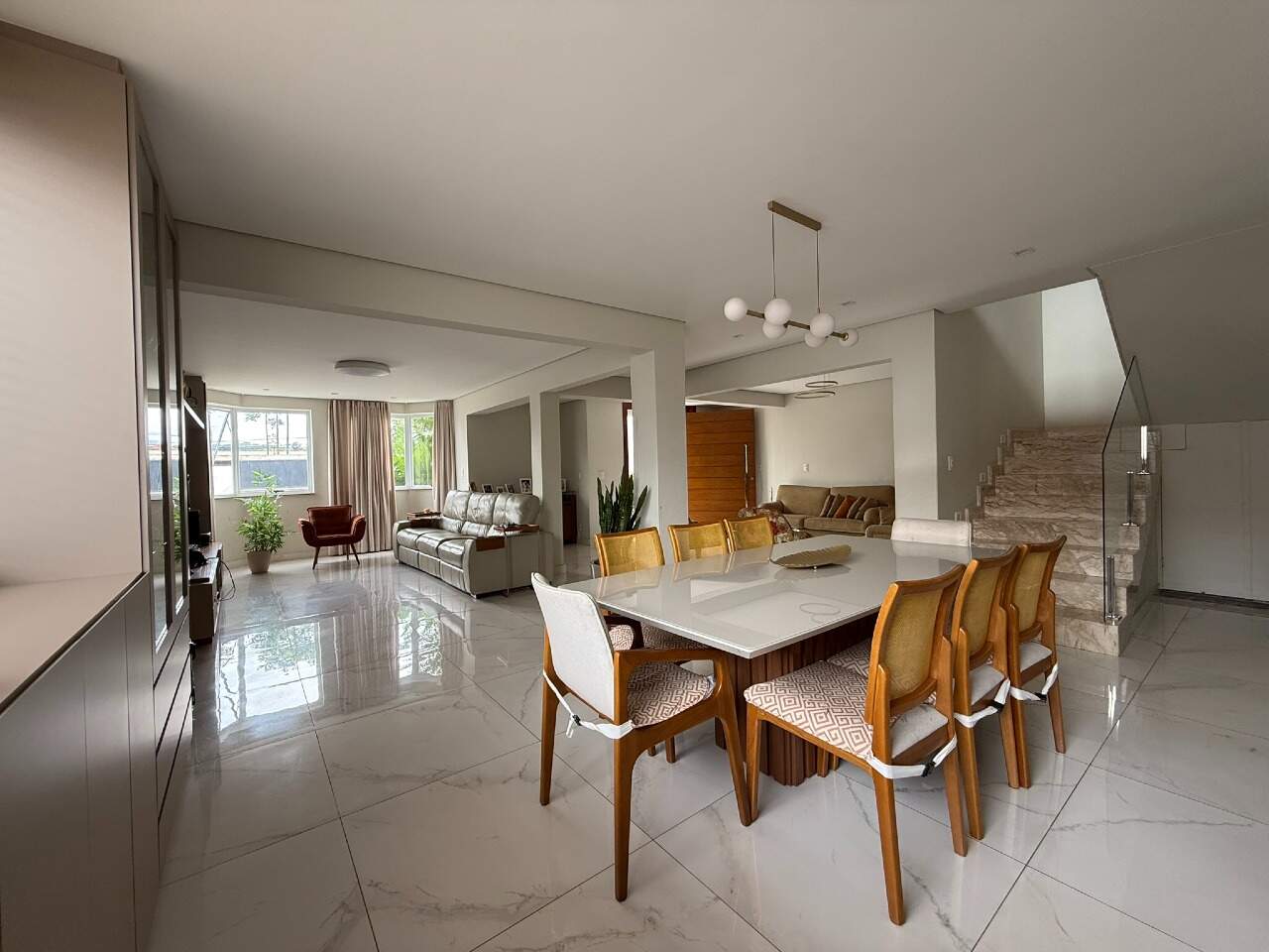 CASA à venda no CERQUEIRA LIMA: 