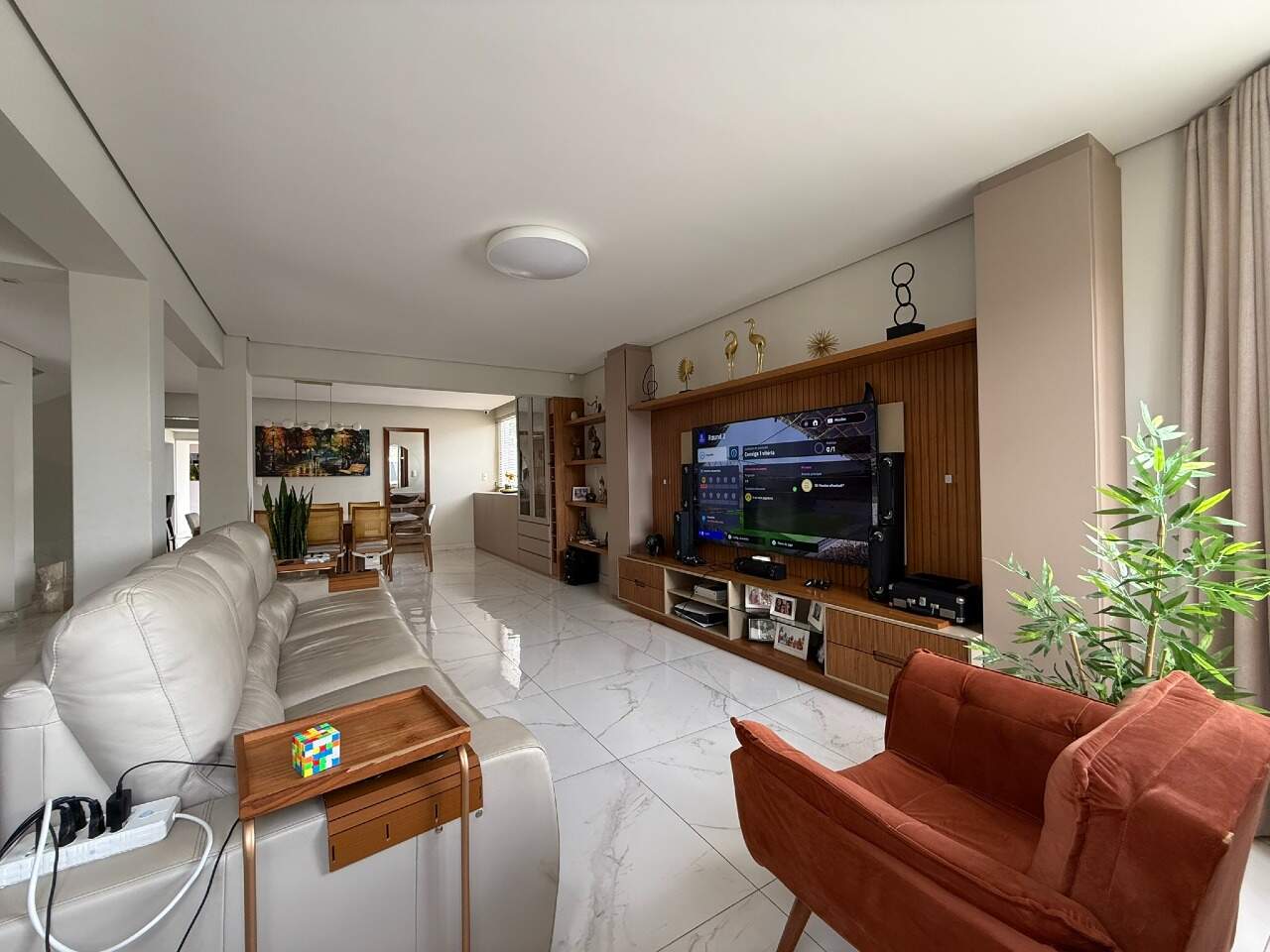 CASA à venda no CERQUEIRA LIMA: 