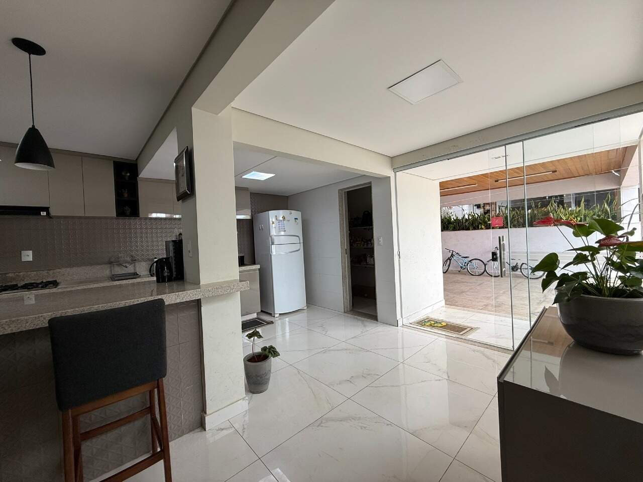 CASA à venda no CERQUEIRA LIMA: 
