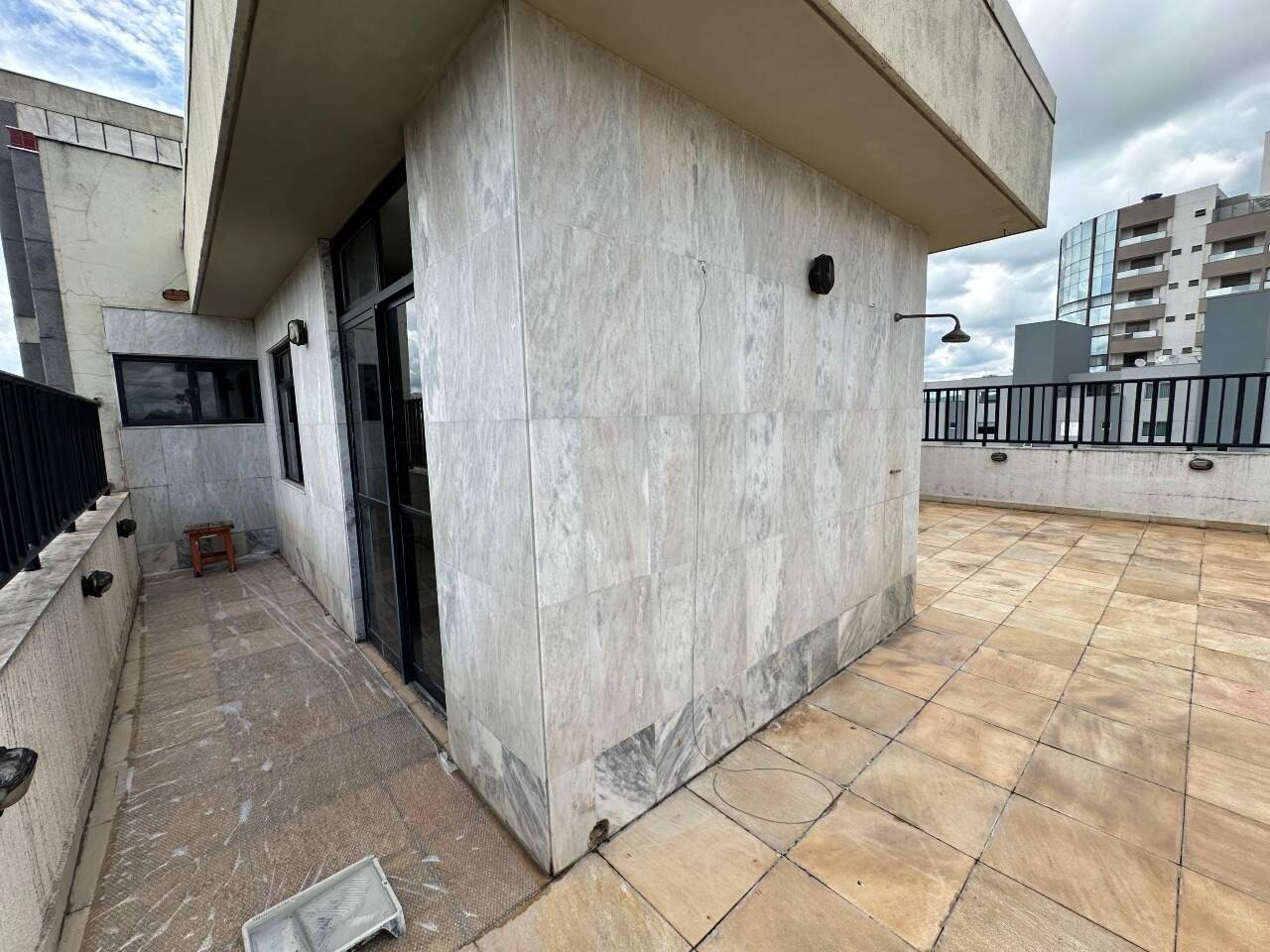APTO COBERTURA à venda no CERQUEIRA LIMA: 
