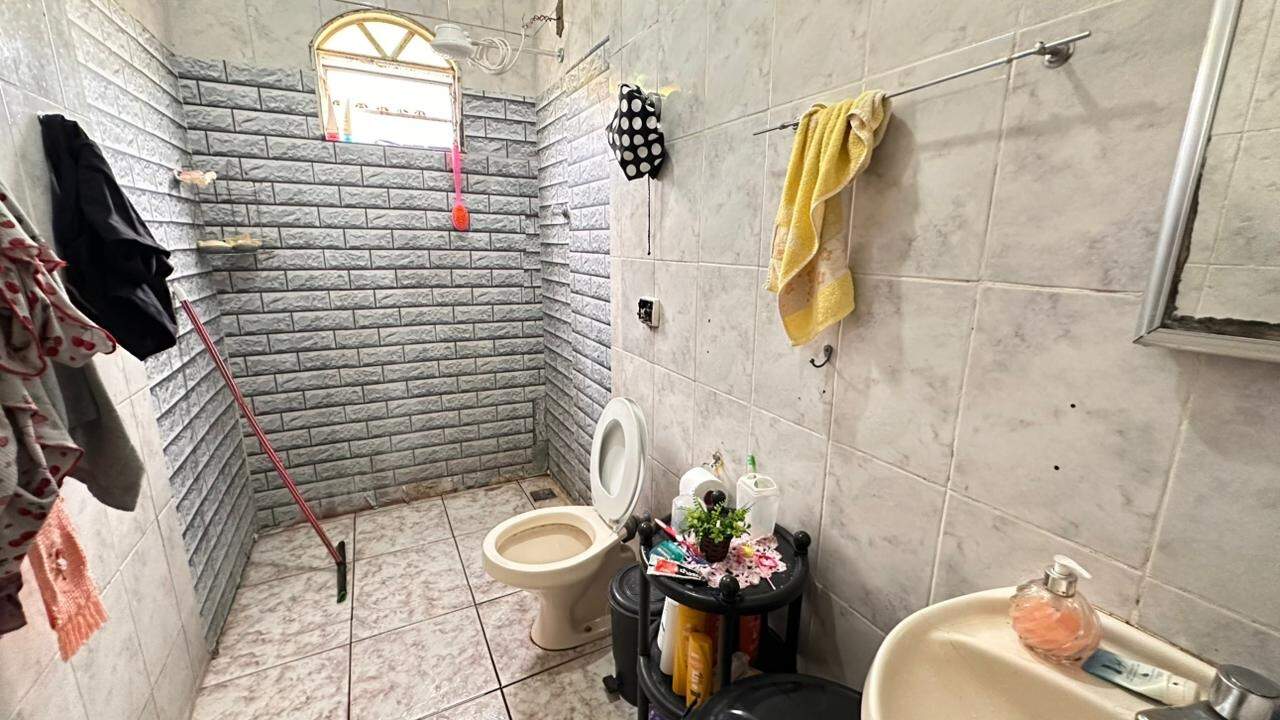 CASA à venda no Parque Jardim Santanense: 