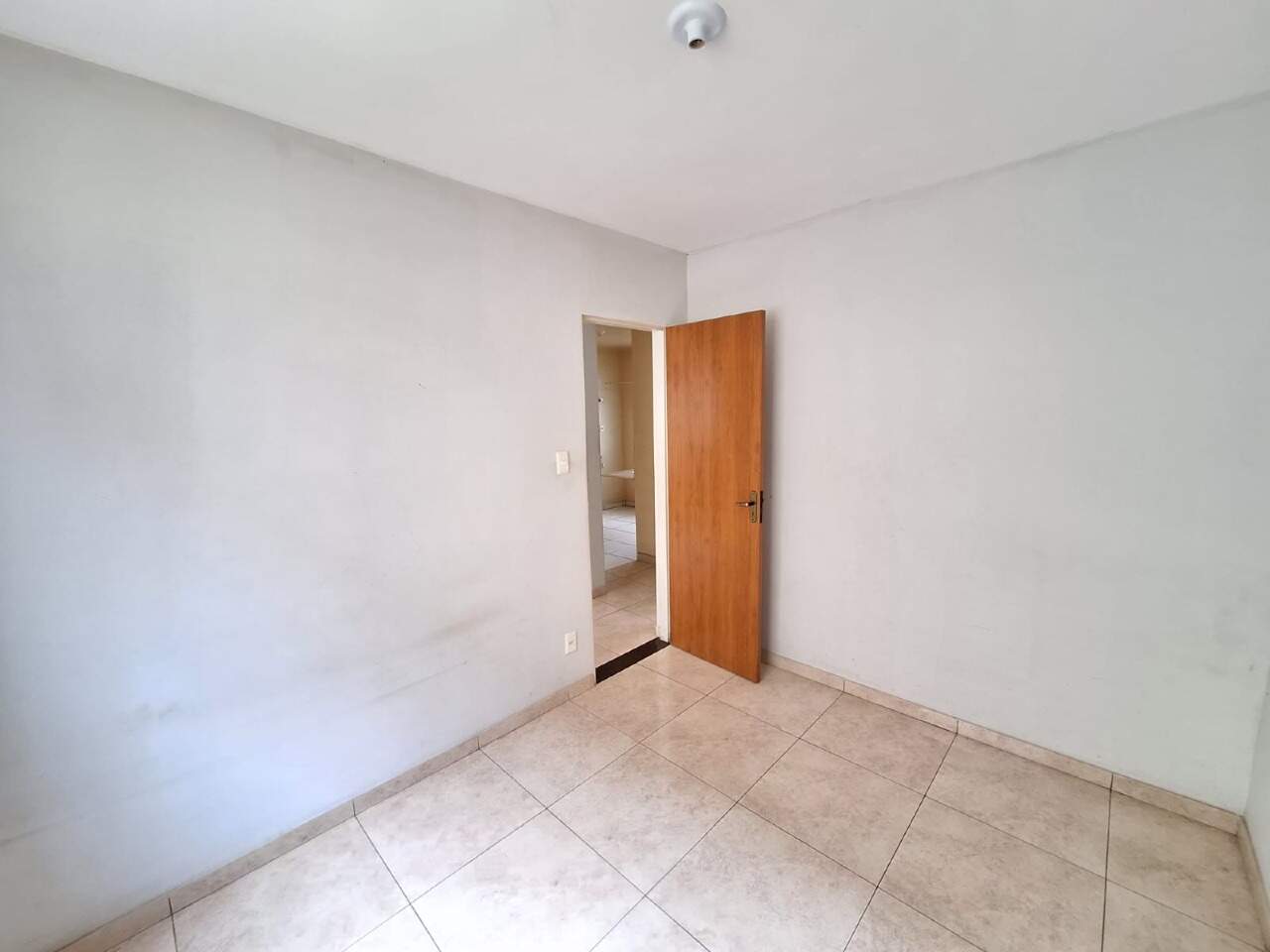 APARTAMENTO para aluguel no Parque Jardim Santanense: 