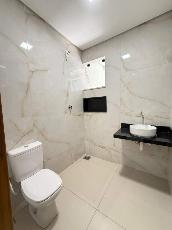 CASA à venda no RECANTO DAS PEIXOTAS: 