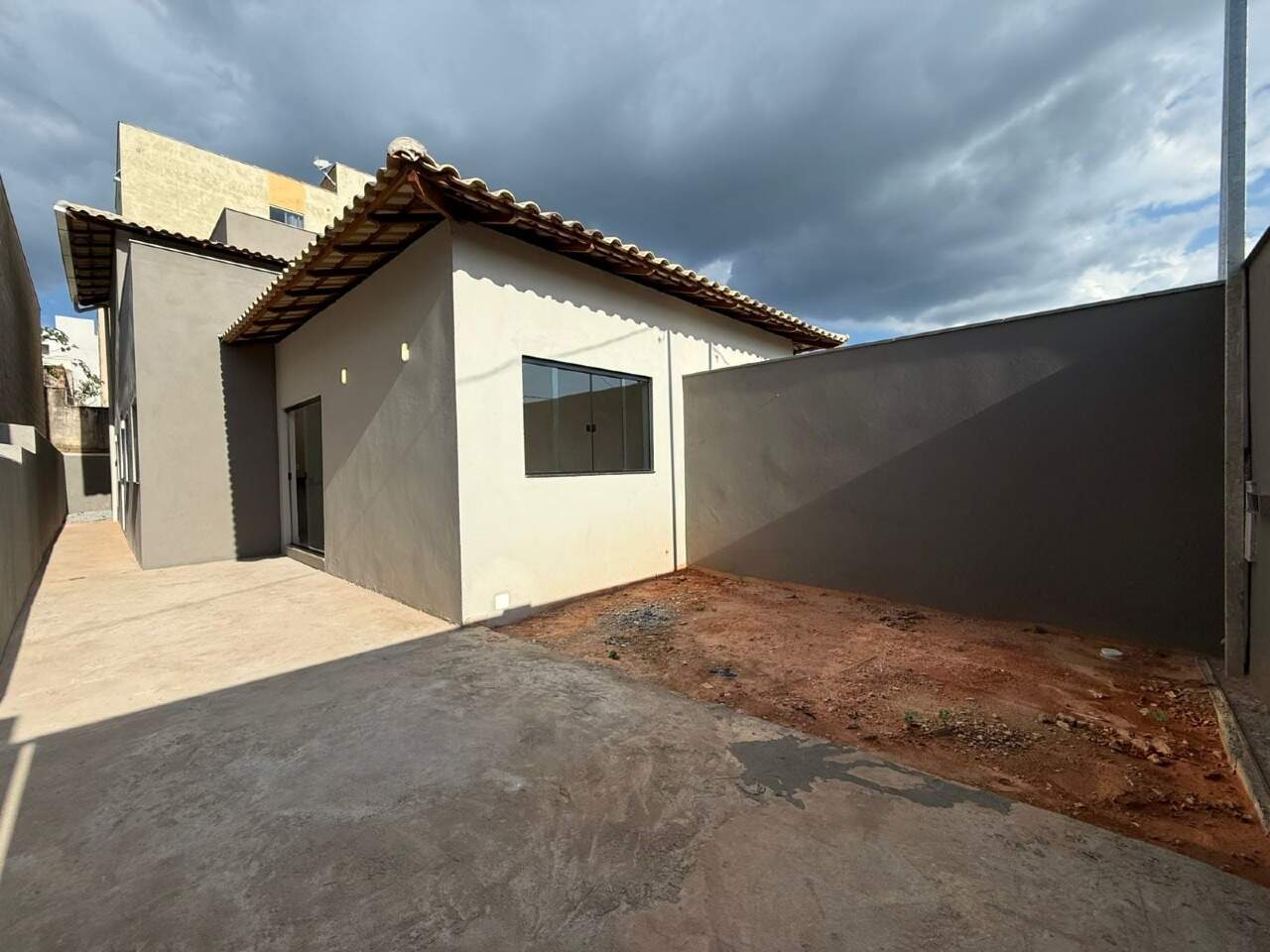 CASA à venda no RECANTO DAS PEIXOTAS: 