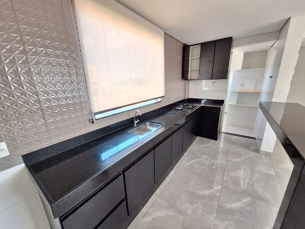 APARTAMENTO COM AREA para aluguel no CENTRO: 