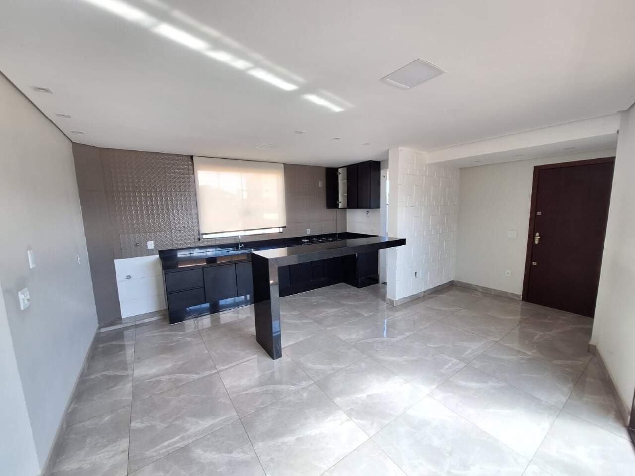 APARTAMENTO COM AREA para aluguel no CENTRO: 