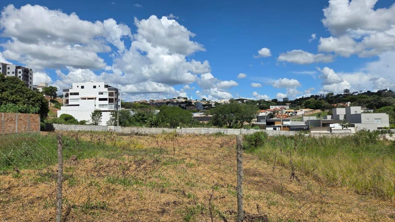 LOTE à venda no TROPICAL: 