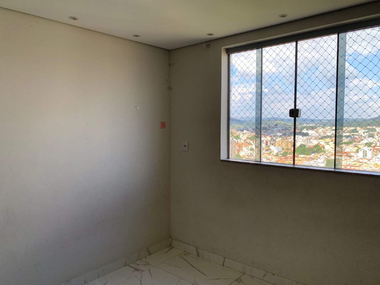 APTO COBERTURA à venda no GRAÇAS: 