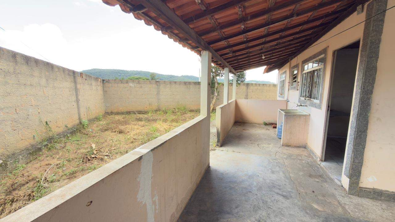 CASA à venda no Piaguassu: 