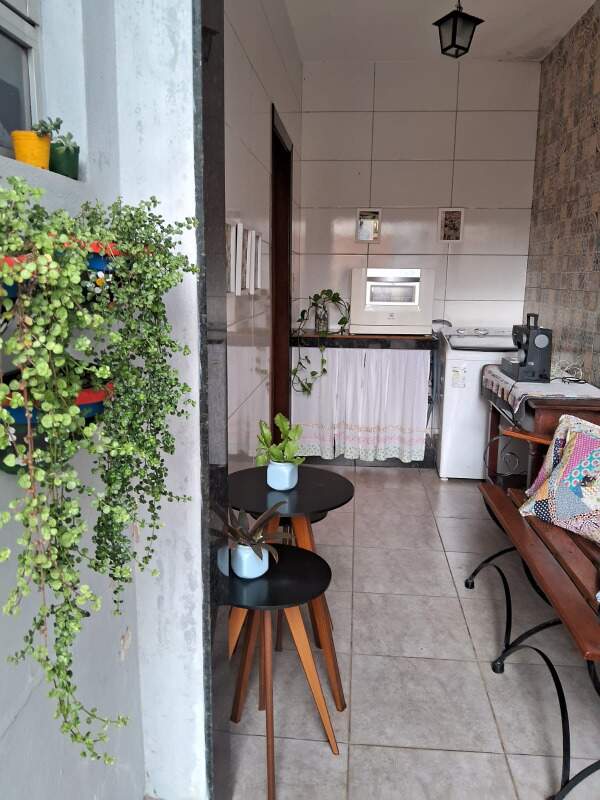 APARTAMENTO COM AREA à venda no PIEDADE: 