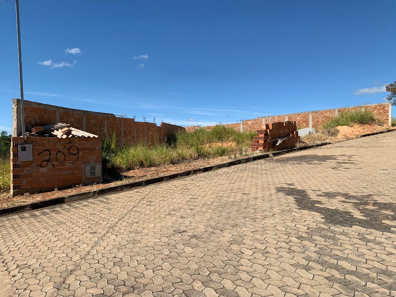 LOTE à venda no Boulevard Lago Sul: 