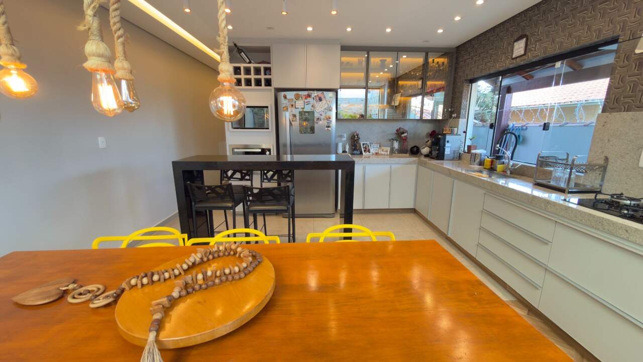 CASA à venda no AEROPORTO: 