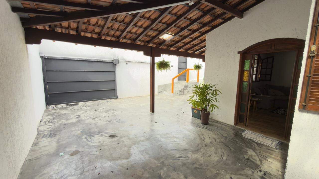 CASA à venda no SANTANENSE: 
