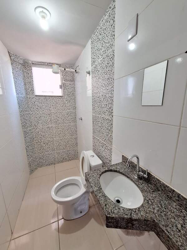 APARTAMENTO COM AREA para aluguel no VALE DAS AROEIRAS: 