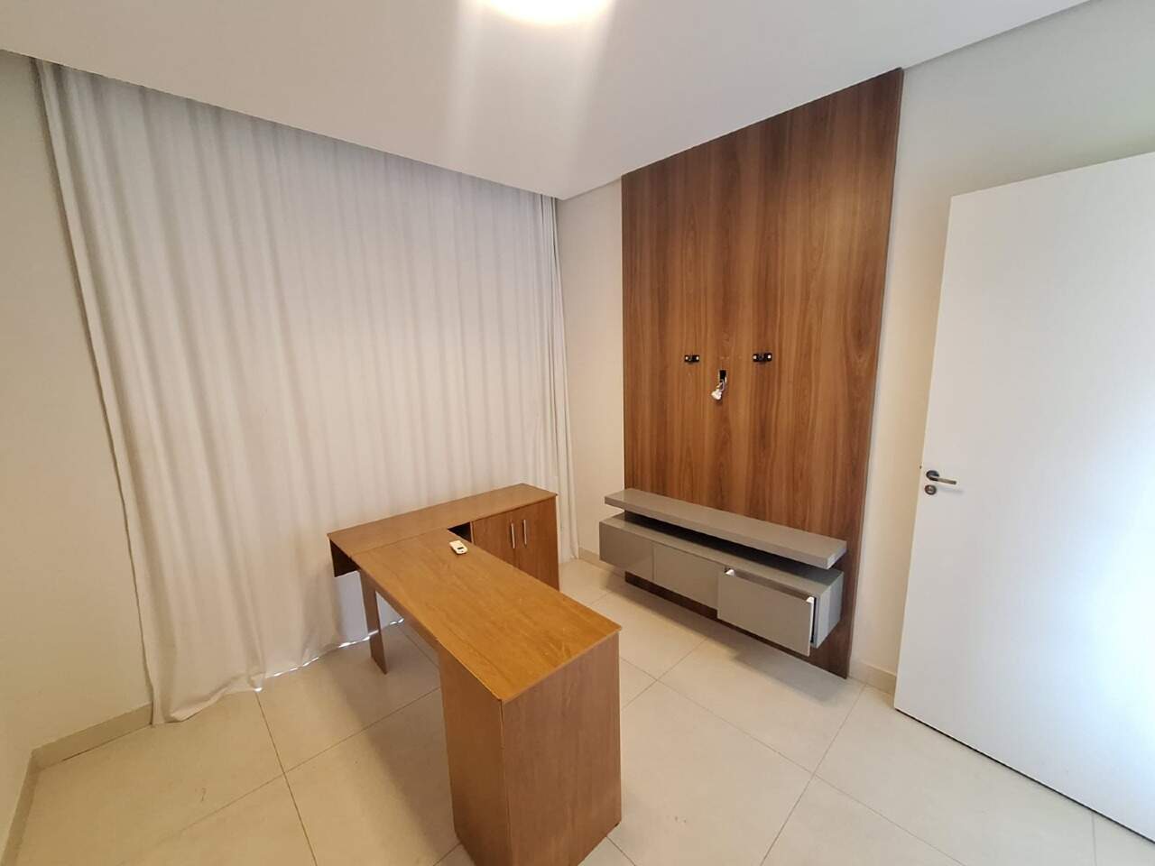 SALA COMERCIAL para aluguel no GRAÇAS: 