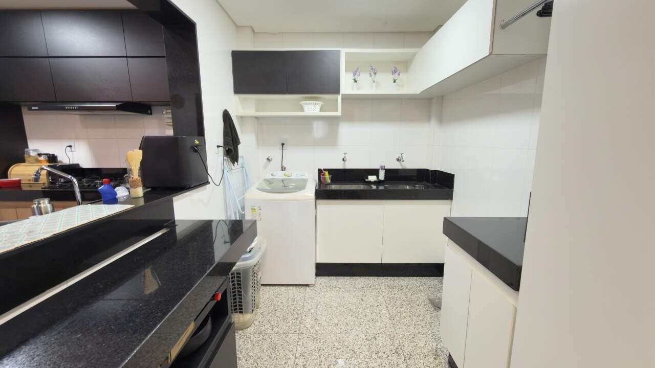 APARTAMENTO COM AREA à venda no SANTANENSE: 