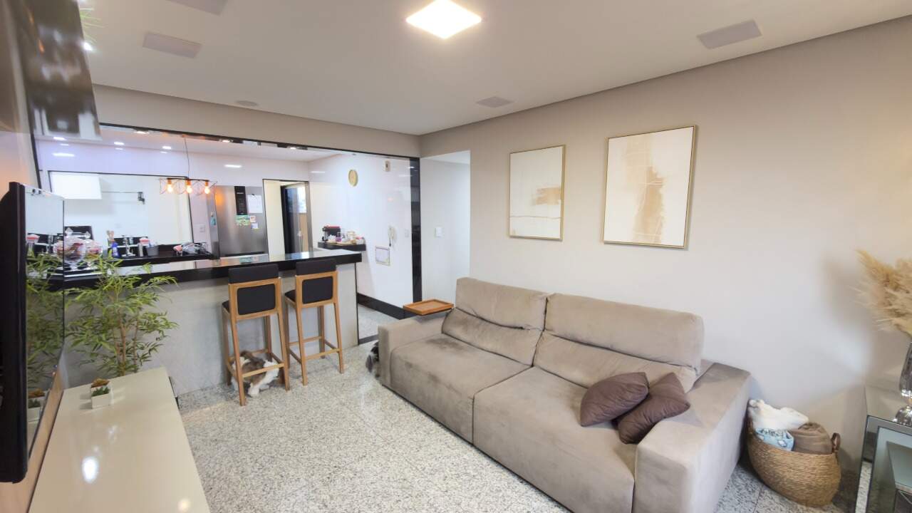 APARTAMENTO COM AREA à venda no SANTANENSE: 
