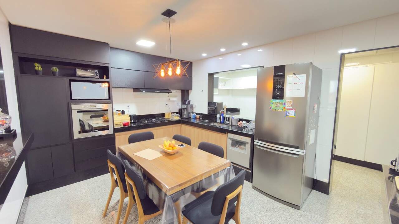 APARTAMENTO COM AREA à venda no SANTANENSE: 