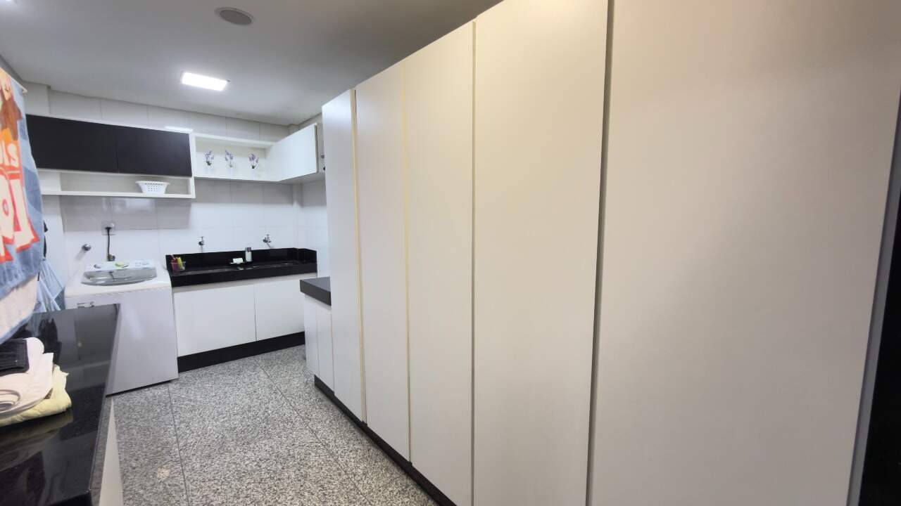 APARTAMENTO COM AREA à venda no SANTANENSE: 