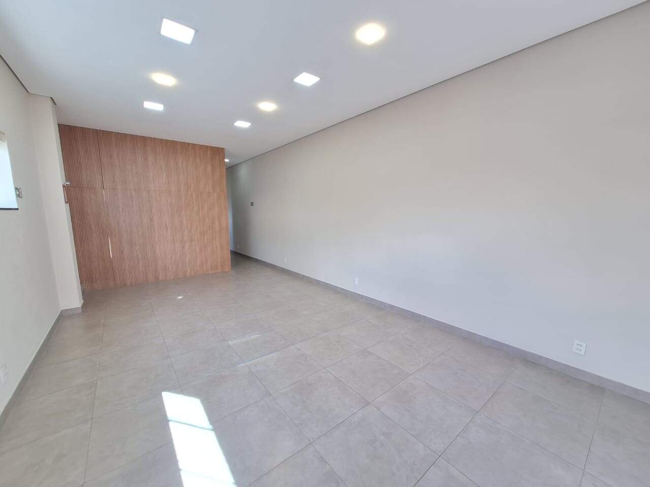 LOJA para aluguel no Residencial Morro do Sol: 