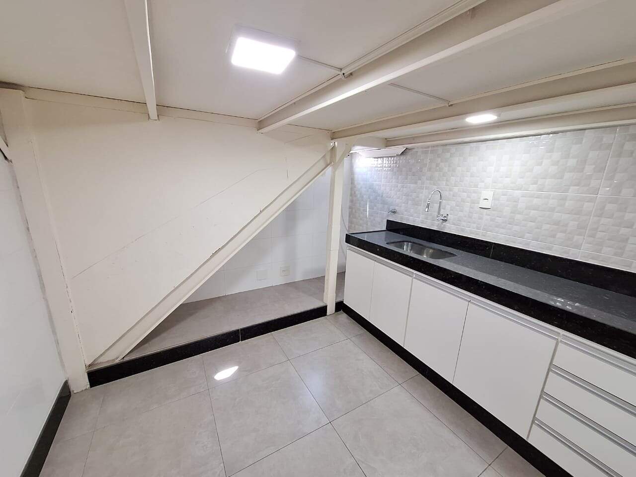 LOJA para aluguel no Residencial Morro do Sol: 