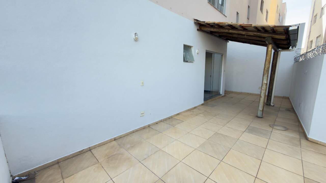 APARTAMENTO COM AREA à venda no CENTRO: 